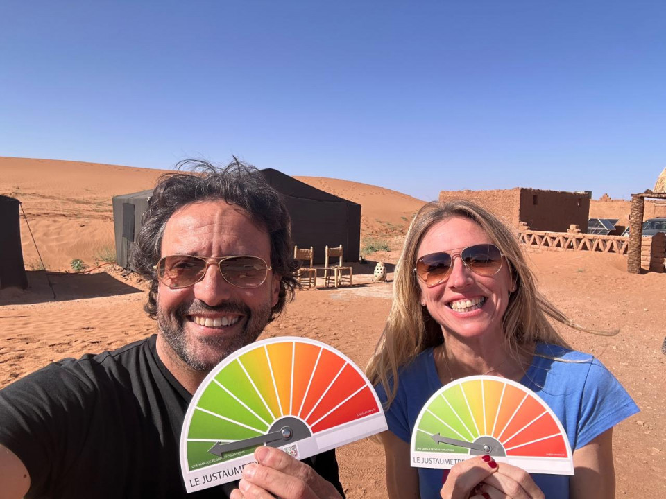 Faker et Stéphanie emportent leur Justaumetre® à travers le monde